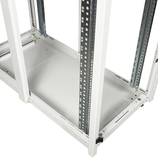 Armário rack 19'' pé 47U 600x1200x2202mm MobiRack by RackMatic Branco e porta metálica perfurada