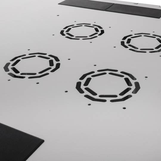 19'' Stand-Rack-Schrank 47 HE 800 x 1200 x 2202 mm MobiRack von RackMatic Weiße und perforierte Metalltür