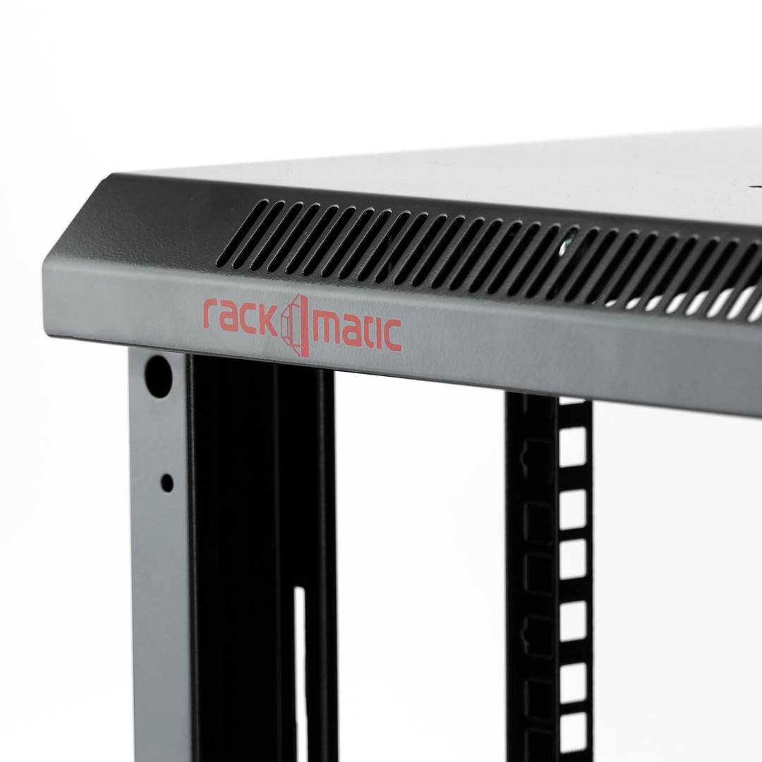 Armadio rack da muro 19