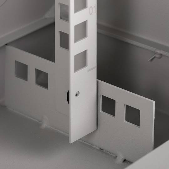 Armário rack mural 19'' 9U 600x150x505mm parede com porta metal SOHORack branco