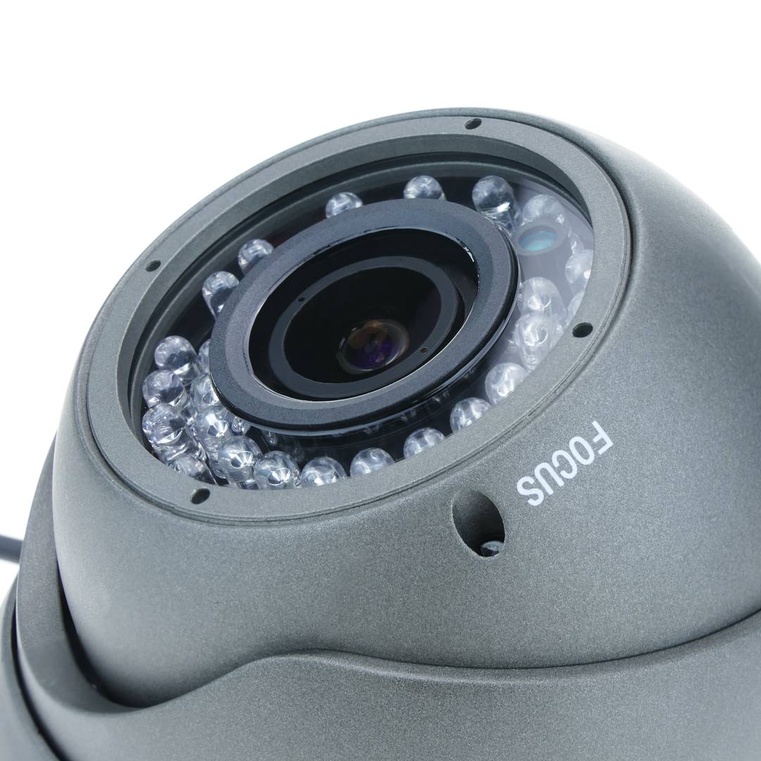 Cámara domo 700TVL metal 1/4 36 LED 85x118mm metálica