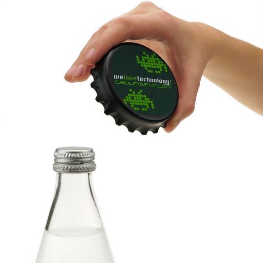 Ouvre-bouteille magnétique pour réfrigérateur modèle Love