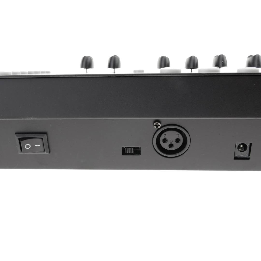 Contrôleur DMX 512 avec 8 curseurs 5U - Cablematic