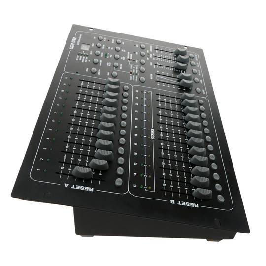 Controlador DMX 512 de 24 deslizadores 6U