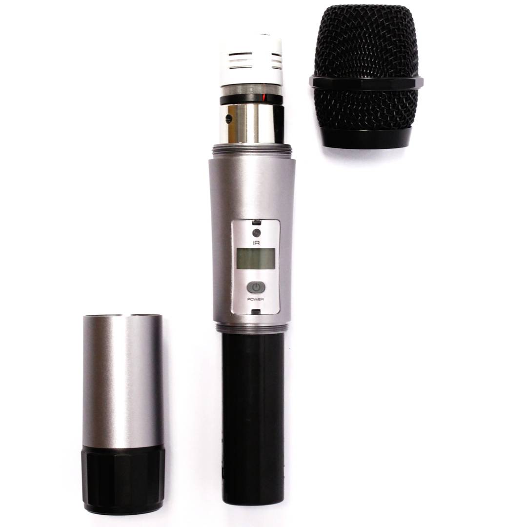 Wireless microphone UHF 825-849.75 MHz group G2