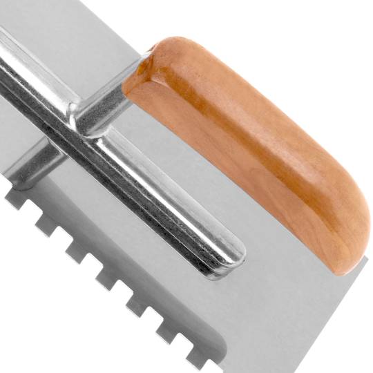 Llana con mango de madera rectangular dentada 240x100mm
