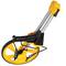 Hochpräziser digitaler Radkilometerzähler zur Entfernungsmessung. Topometer Durchmesser 32 cm und Höhe 103 cm