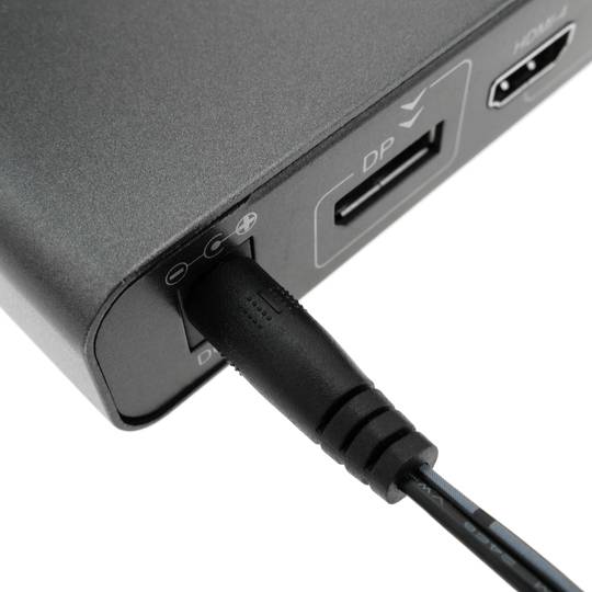 Adaptador DisplayPort 1 x DP a 4 x HDMI com função videowall de 4 portas